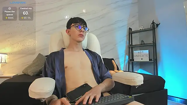 mathias saenz online show from 01.08.26