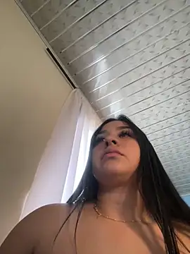 BELLAALEJA online show from 11.11.25