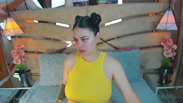 Snapshot of pamemiller1 chatting on 02.15.26 pamemiller1 online show from 02.15.26