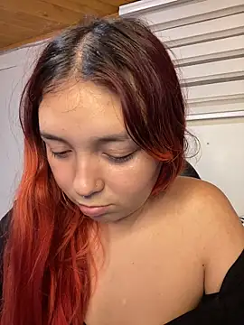 Karen18 boobs online show from 02.21.26