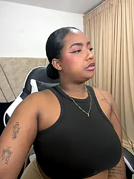 Naomisweett1 online show from 09.19.25