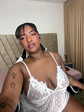 Naomisweett1 online show from 09.22.25