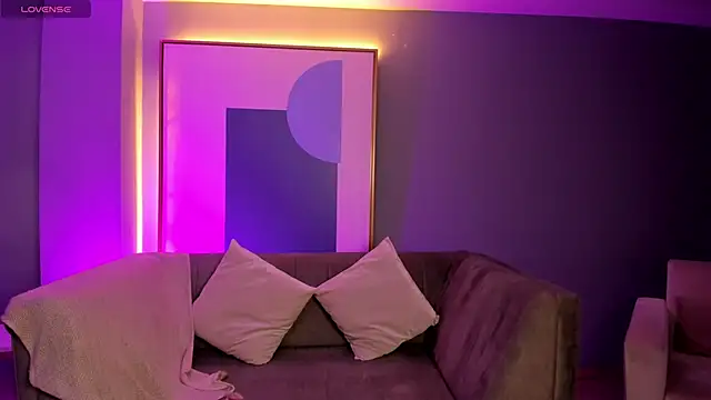 IbizaJacobs online show from 10.31.25