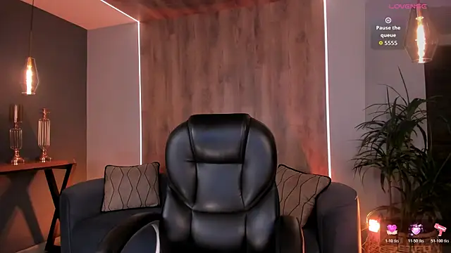 LiamCarterX online show from 11.24.25