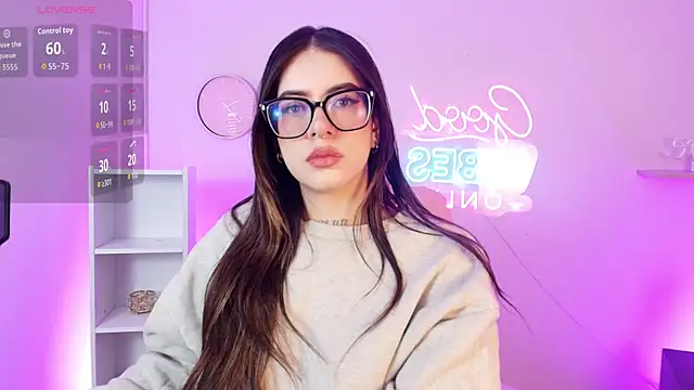 Snapshot of Alice_Vixen chatting on 11.08.25 Alice Vixen online show from 11.08.25