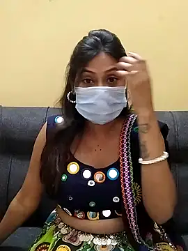 Snapshot of AMELIYAA chatting on 10.01.25 AMELIYAA online show from 10.01.25