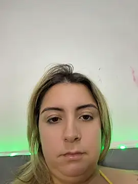 Snapshot of sophiemonroevip chatting on 06.24.26 sophiemonroevip online show from 06.24.26