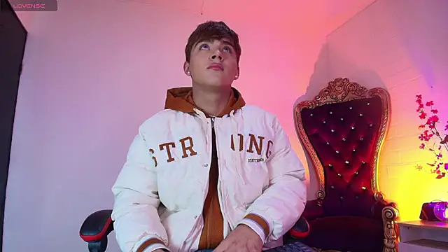 Lucass love online show from 03.23.26