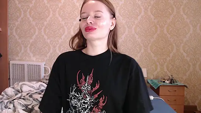 Snapshot of Kitkaat00 chatting on 02.20.26 Kitkaat00 online show from 02.20.26