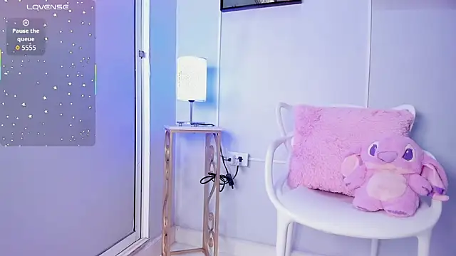 Snapshot of dulce_fiore07 chatting on 02.04.26 dulce fiore07 online show from 02.04.26