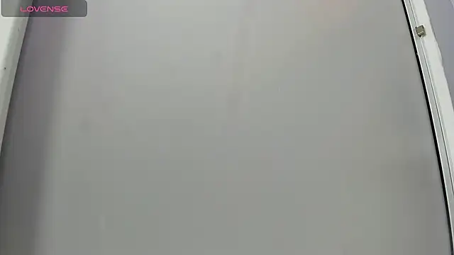 Snapshot of dulce_fiore07 chatting on 02.14.26 dulce fiore07 online show from 02.14.26