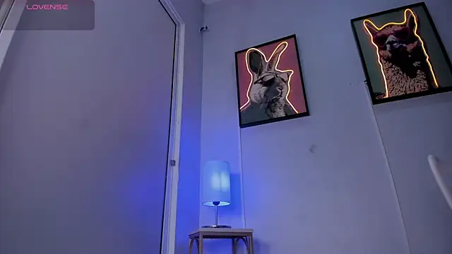 Snapshot of dulce_fiore07 chatting on 02.22.26 dulce fiore07 online show from 02.22.26