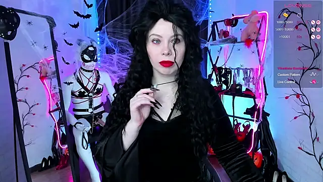 Anna Maxwell online show from 11.01.25