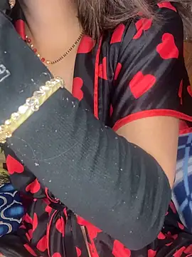 Snapshot of SEXY-SIMI-BHABI chatting on 03.17.26 SEXY-SIMI-BHABI online show from 03.17.26