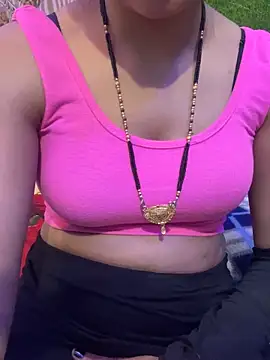 Snapshot of SEXY-SIMI-BHABI chatting on 04.17.26 SEXY-SIMI-BHABI online show from 04.17.26