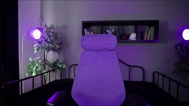 Sabrina bloom online show from 11.11.25