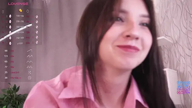 DaisyBlaze online show from 10.06.25