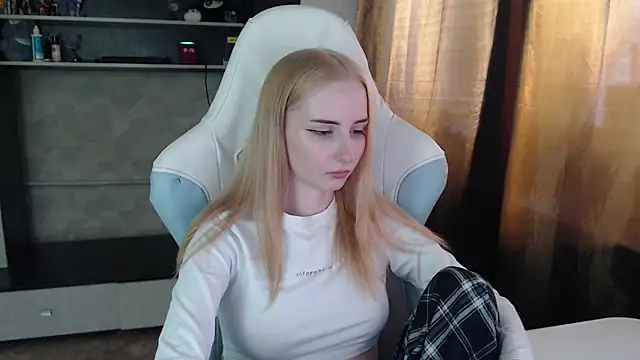 Cutti Crystal online show from 03.10.26