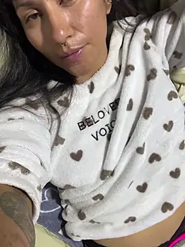 Snapshot of Huitaca_ chatting on 03.06.26 Huitaca online show from 03.06.26