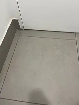 Snapshot of kamo012000 chatting on 09.15.25 kamo012000 online show from 09.15.25