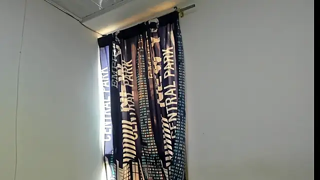  Logan Colton  online show from 12.15.25