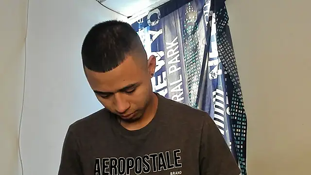  Logan Colton  online show from 02.08.26