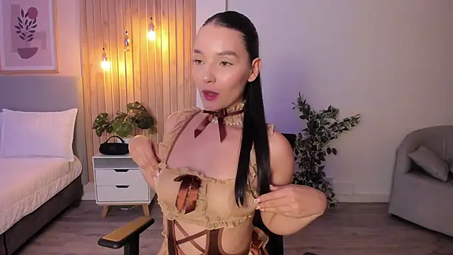 AuroraEvanss online show from 02.21.26