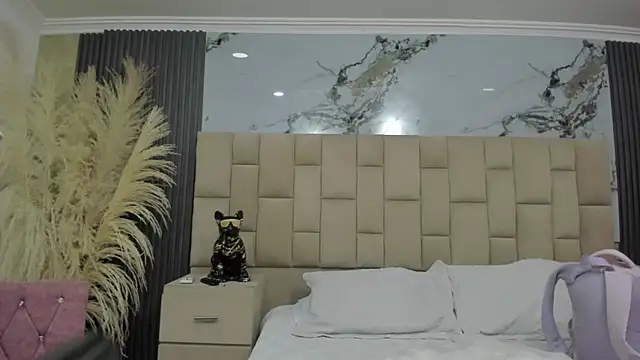 Snapshot of cloesummerr_ chatting on 02.17.26 cloesummerr online show from 02.17.26