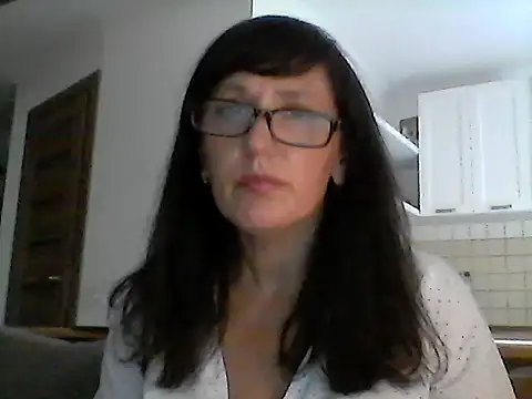 Snapshot of Elena48324 chatting on 09.19.25 Elena48324 online show from 09.19.25