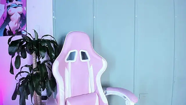 Zafiro  Brown online show from 09.25.25