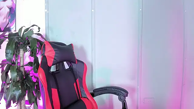 Zafiro  Brown online show from 09.30.25