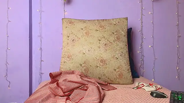 Dafne Mel online show from 11.01.25