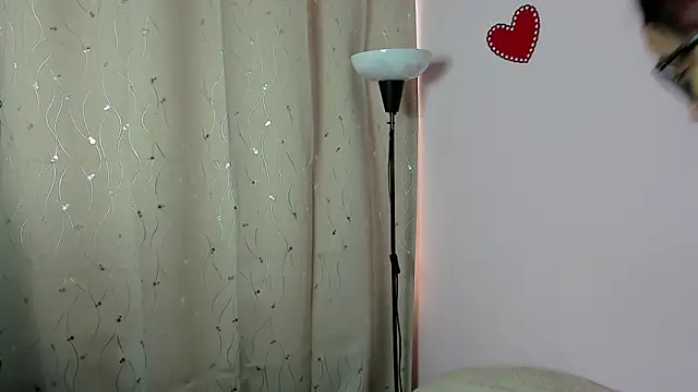 Dafne Mel online show from 02.19.26