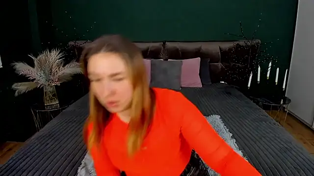 Snapshot of Sofii_darling chatting on 02.10.26 Sofii darling online show from 02.10.26