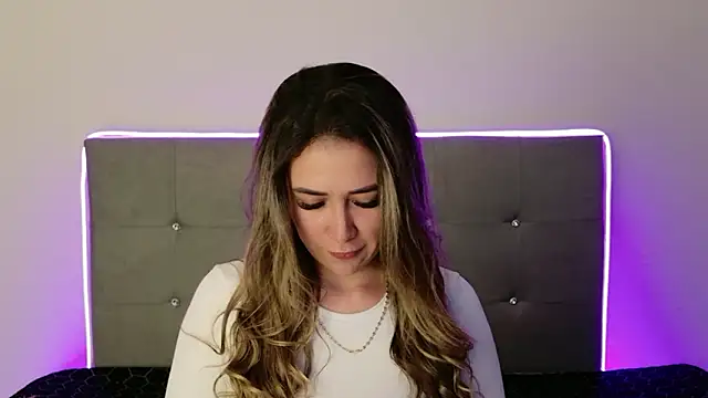 Snapshot of Alexandraa_Gomez chatting on 02.13.26 Alexandraa Gomez online show from 02.13.26