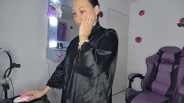 Snapshot of soffy_rosses chatting on 05.01.26 soffy rosses online show from 05.01.26