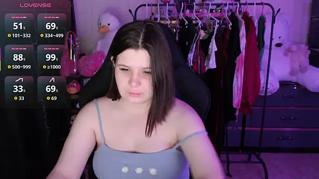 AmyVibess online show from 04.06.26