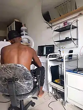 Snapshot of Jhoan_Simply chatting on 02.04.26 Jhoan Simply online show from 02.04.26