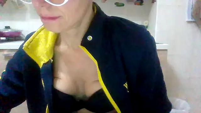 Kelly80 online show from 04.10.26