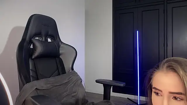 s meow online show from 11.08.25