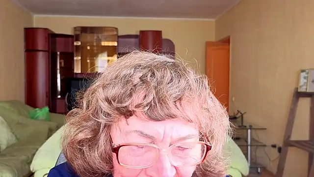 Betty Brick online show from 01.17.26