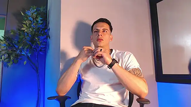 Snapshot of Dustin_Sonne chatting on 06.13.26 Dustin Sonne online show from 06.13.26