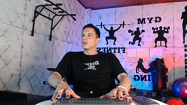 Snapshot of Dustin_Sonne chatting on 06.30.26 Dustin Sonne online show from 06.30.26