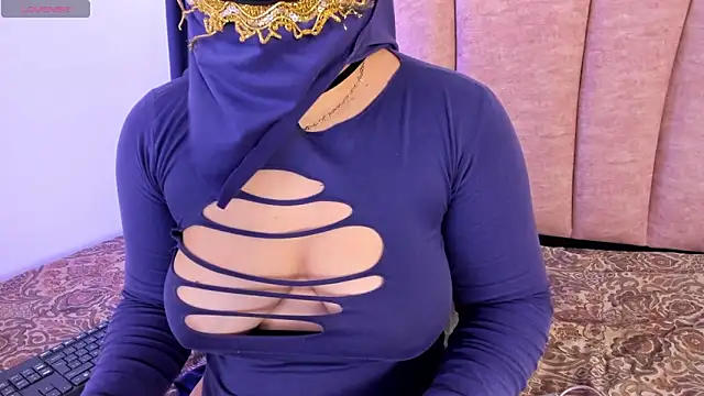 Snapshot of halabi_saha chatting on 11.20.25 halabi saha online show from 11.20.25