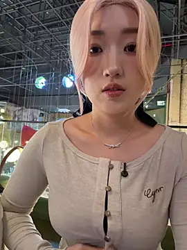 Snapshot of winter11 chatting on 01.11.26 winter11 online show from 01.11.26