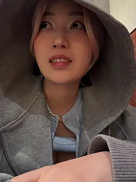 Snapshot of winter11 chatting on 01.15.26 winter11 online show from 01.15.26