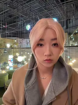 winter11 online show from 03.04.26