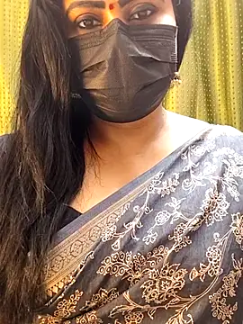 honey-flower online show from 10.29.25