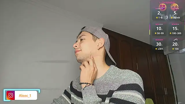 Aleecandrews online show from 10.21.25