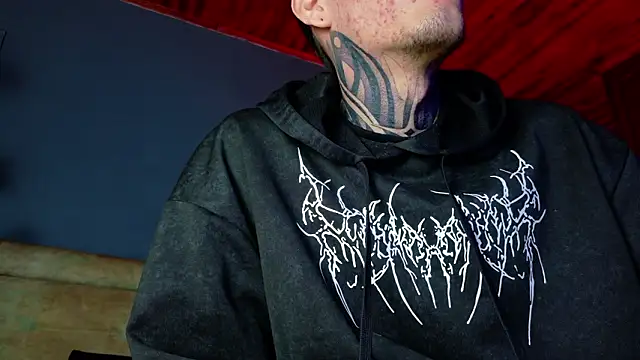 Snapshot of david_huge chatting on 02.14.26 david huge online show from 02.14.26